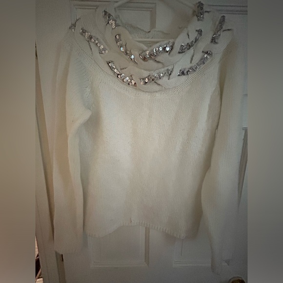 White House Black Market Sweaters - White House Black Market wool blend sweater. Size large but runs big! Wo…